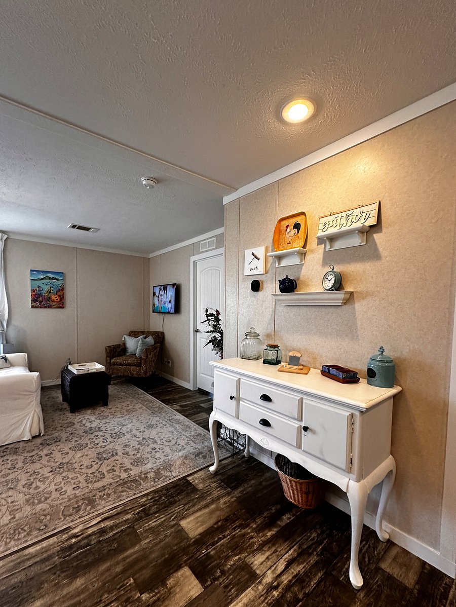 Furnished Finder property 873279_1 photo 15