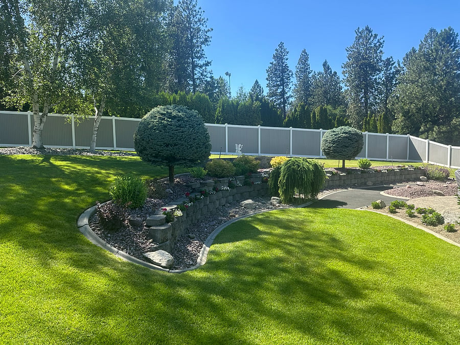 Your Private Pathway to the backyard and Pool