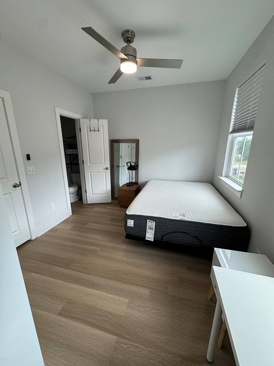 Furnished Finder property 873297_1 photo 12