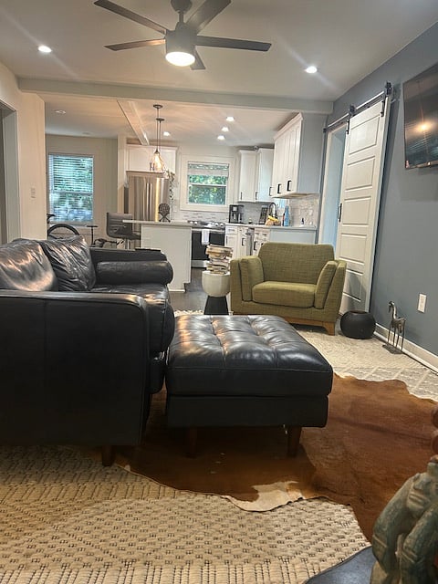 Furnished Finder property 873300_1 photo 5