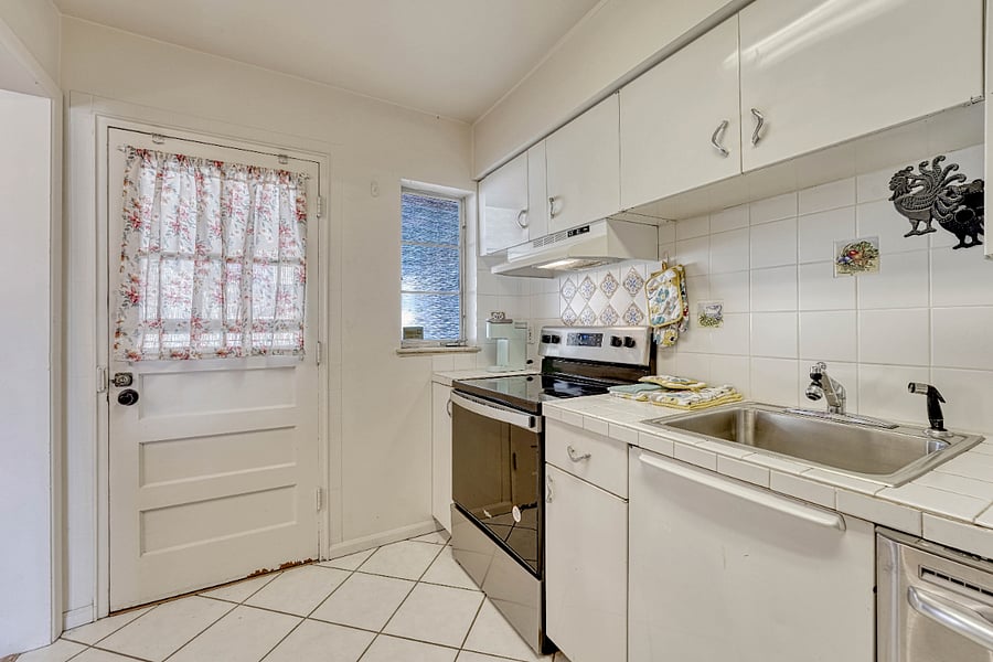 Furnished Finder property 873376_1 photo 16