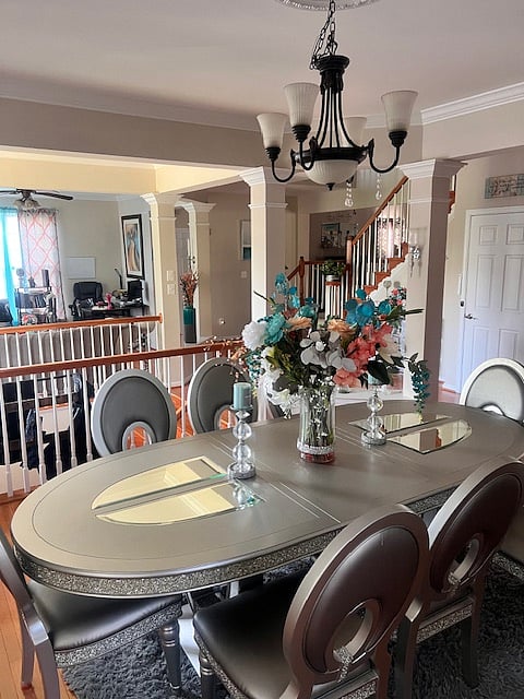 Shared Guest Dining Room