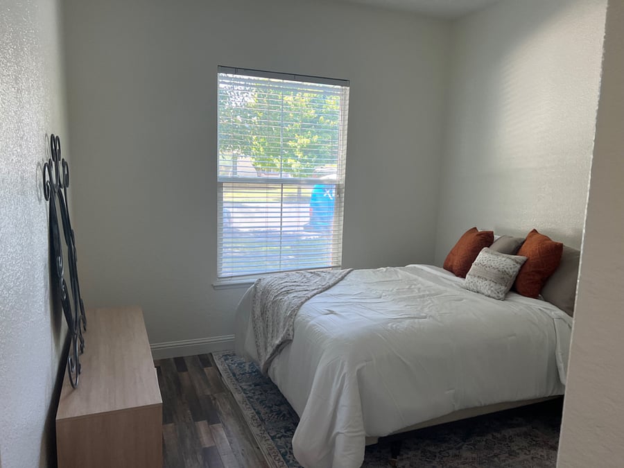 Furnished Finder property 873449_1 photo 3