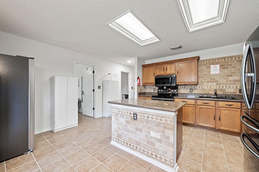 Furnished Finder property 873530_1 photo 9