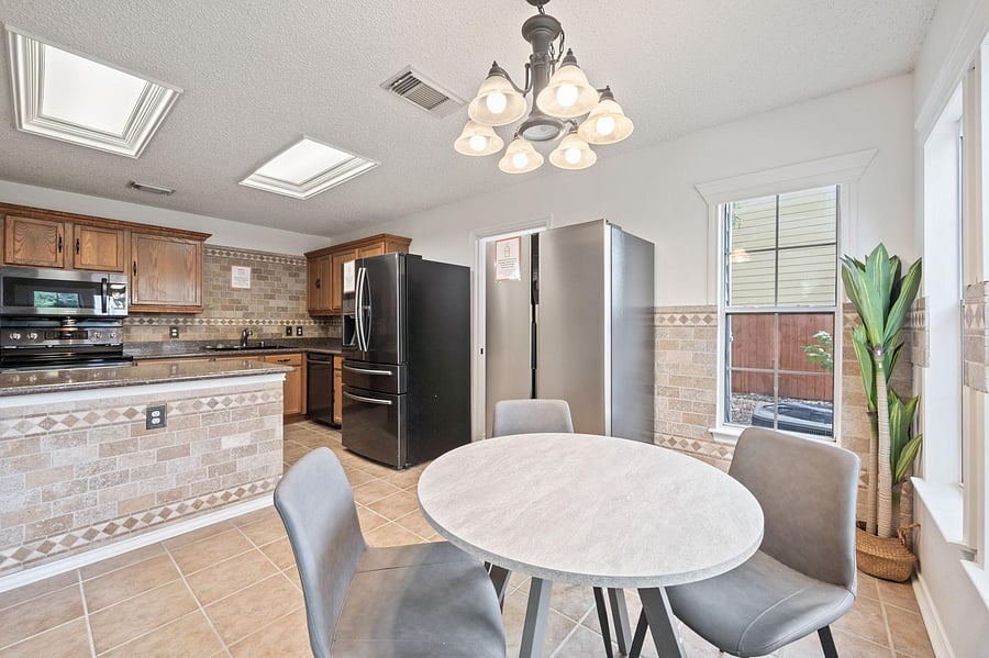 Furnished Finder property 873530_1 photo 14