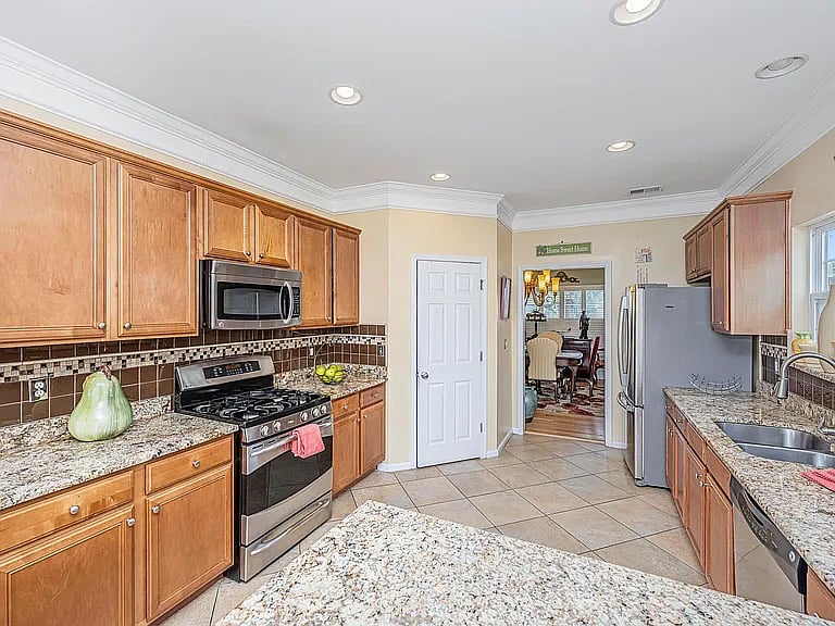 Furnished Finder property 873550_2 photo 9