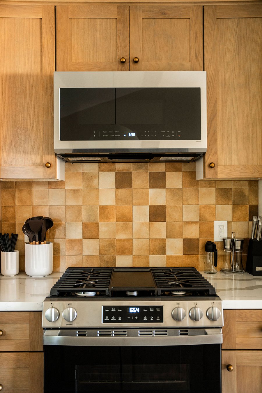 Stove & Microwave
