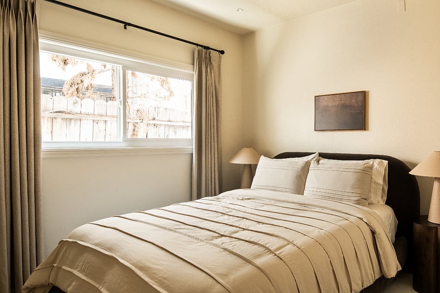 Bed room 1