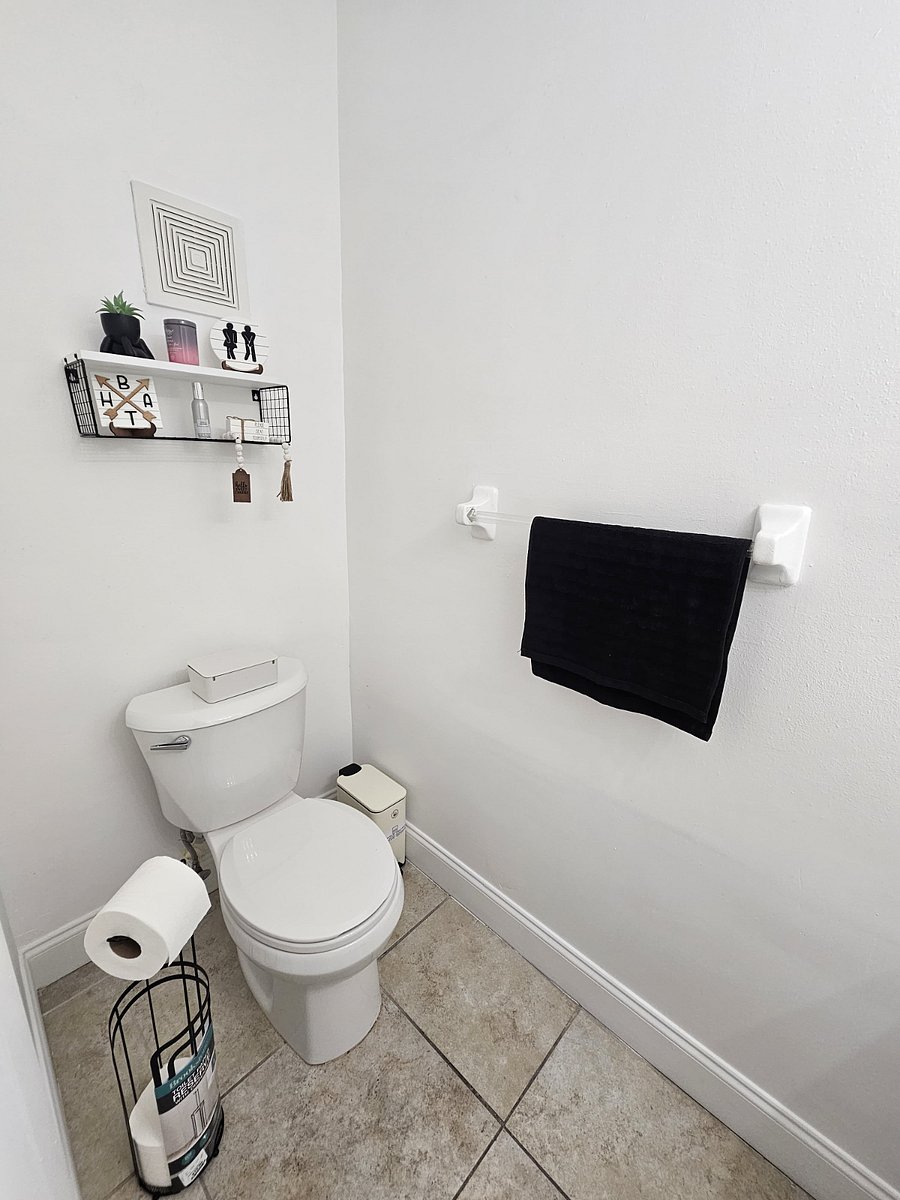 Furnished Finder property 873583_1 photo 17