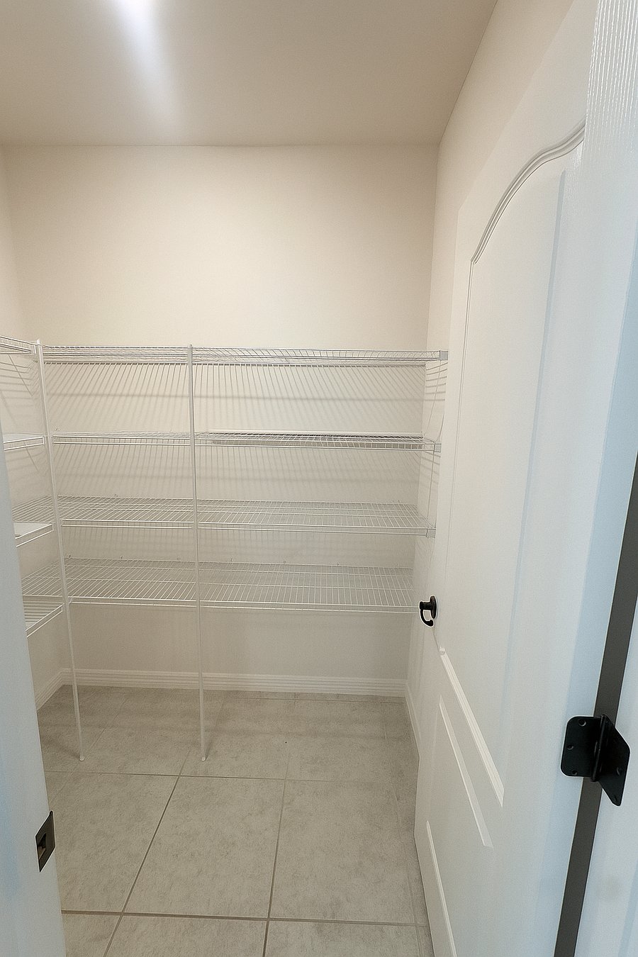 Furnished Finder property 873614_2 photo 6