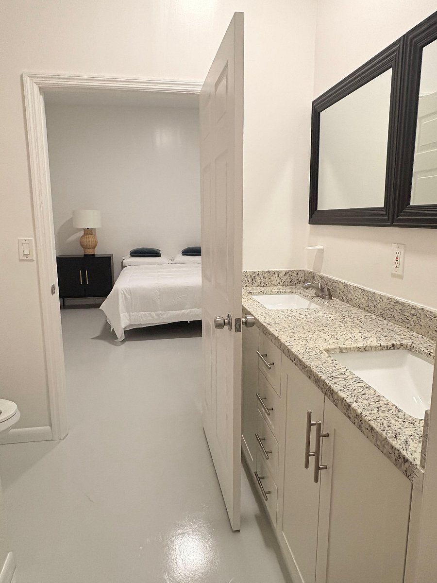 Furnished Finder property 873630_1 photo 3