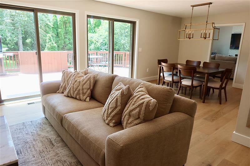 Furnished Finder property 873654_1 photo 8