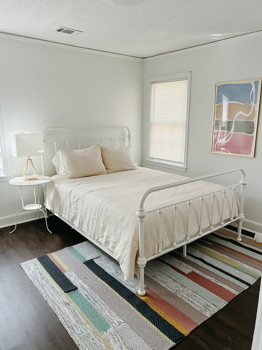 Retreat to the comfort of a queen-size bed that promises a great nights sleep with fresh linens. This room features a smart TV for late-night entertainment, smart USB ports for convenient phone charging, and a spacious closet and dresser to unpack and settle in. A full-length mirror and central air conditioning and heating ensure youre comfortable and refreshed.