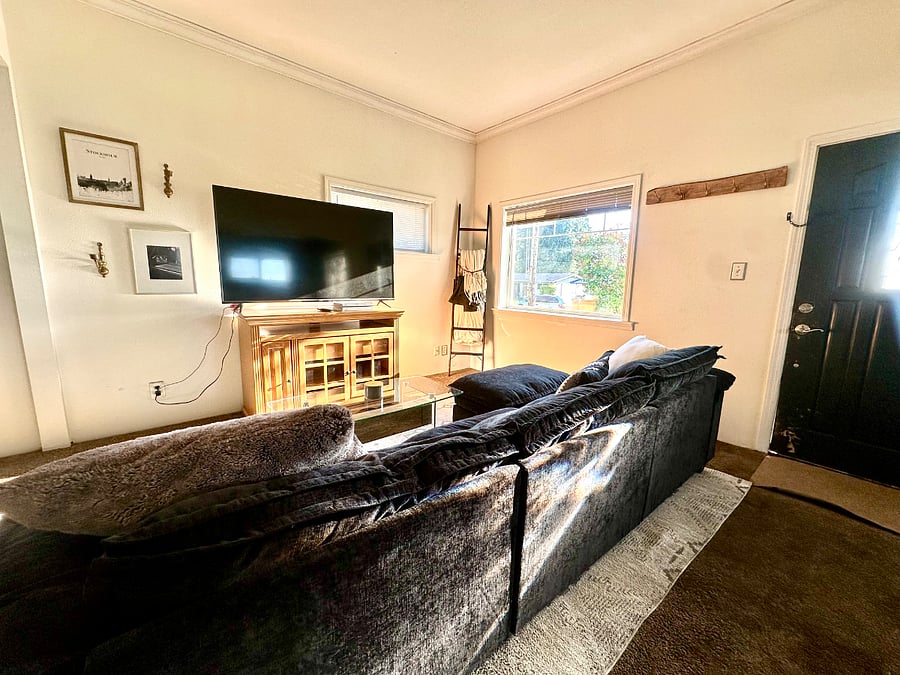 Furnished Finder property 873667_1 photo 1