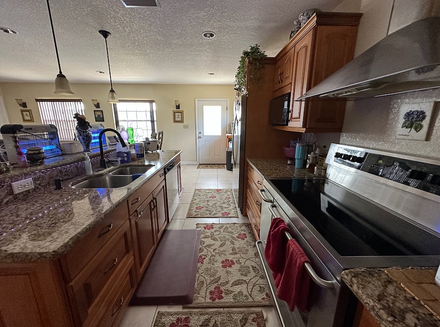 Furnished Finder property 873669_2 photo 17