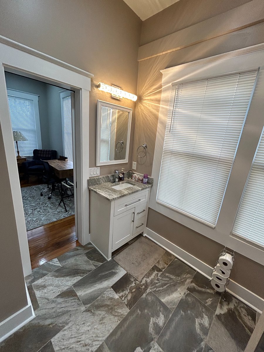 Furnished Finder property 873674_1 photo 20