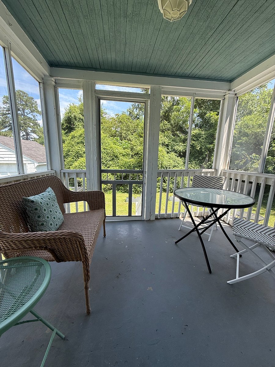 Screen porchFully s