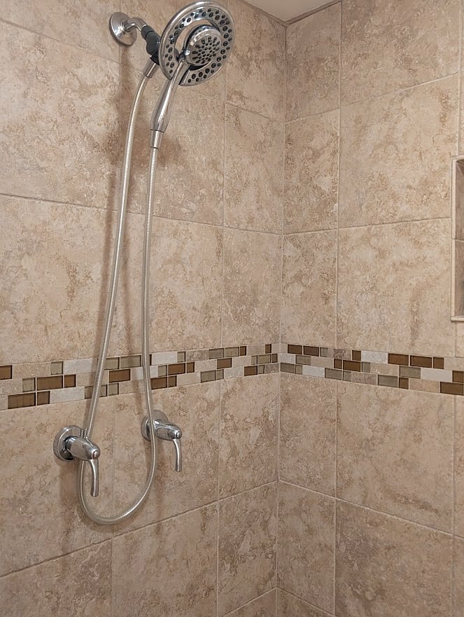Adjustable and handheld shower heads