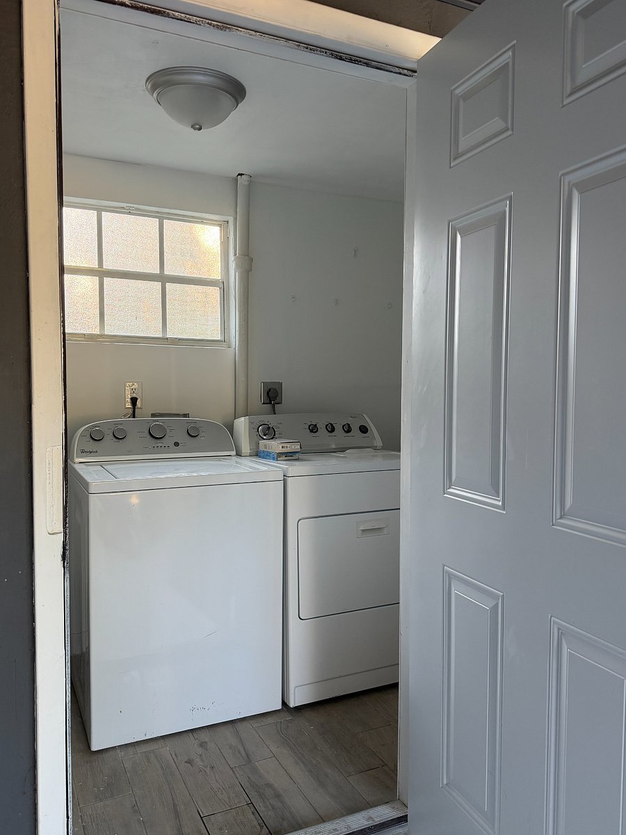 Furnished Finder property 873753_2 photo 16