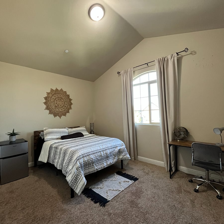 Furnished Finder property 873801_1 photo 1