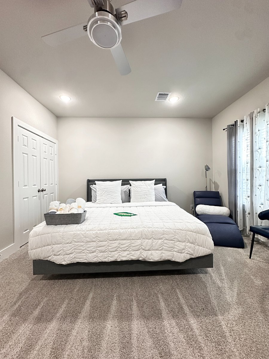 Unit A - 2nd Floor - Bedroom 2, King size bed,  work station, twin day sofa bed, closet and private attached bathroom