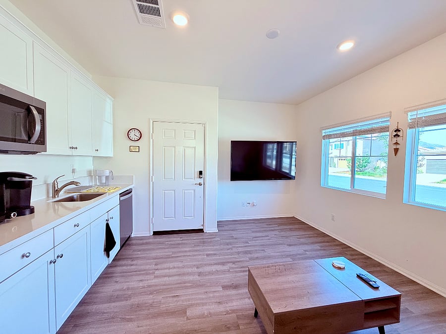 Furnished Finder property 873829_1 photo 4