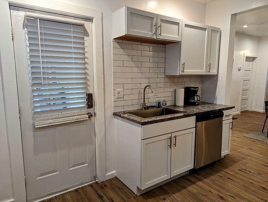 Furnished Finder property 873970_1 photo 3