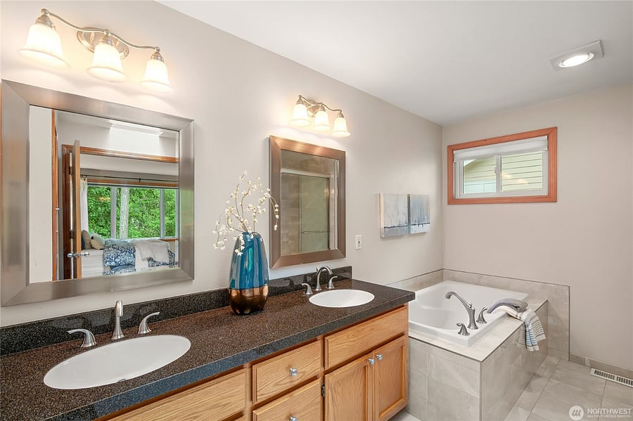 Furnished Finder property 873987_1 photo 14
