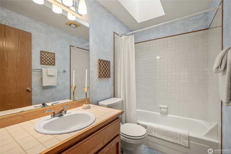 Furnished Finder property 873987_1 photo 17