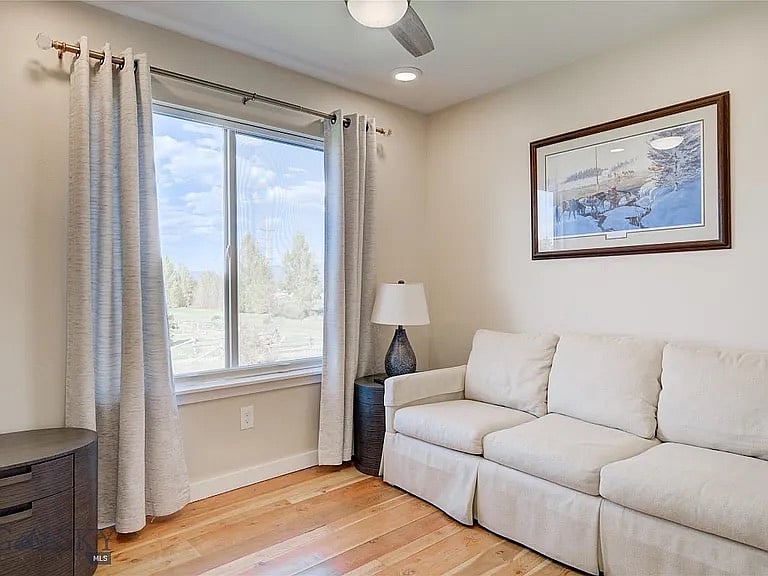 Furnished Finder property 874007_1 photo 7
