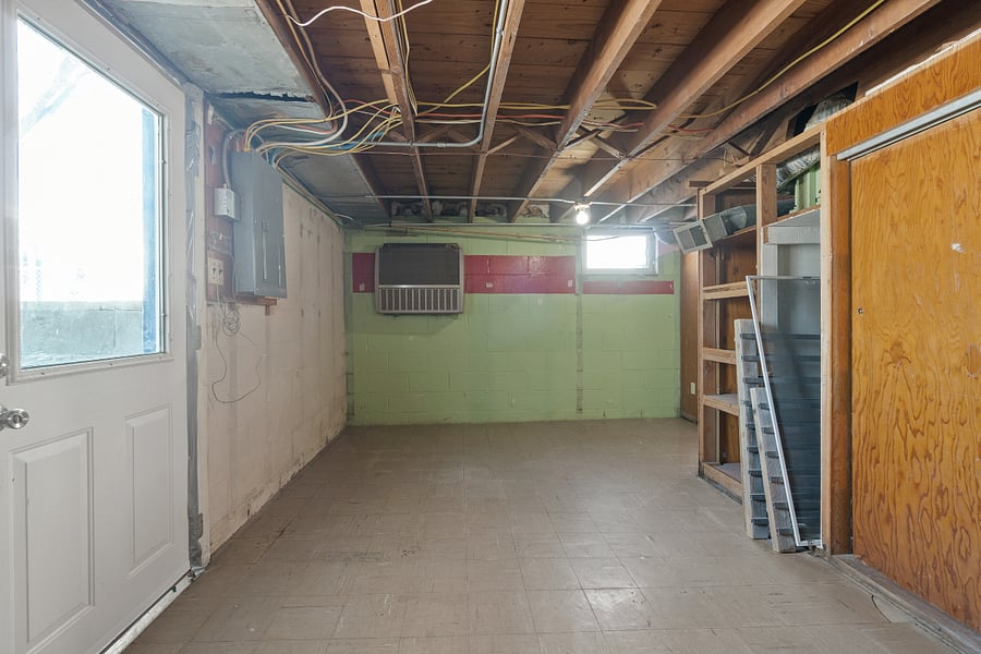 Basement door walks out to the backyard