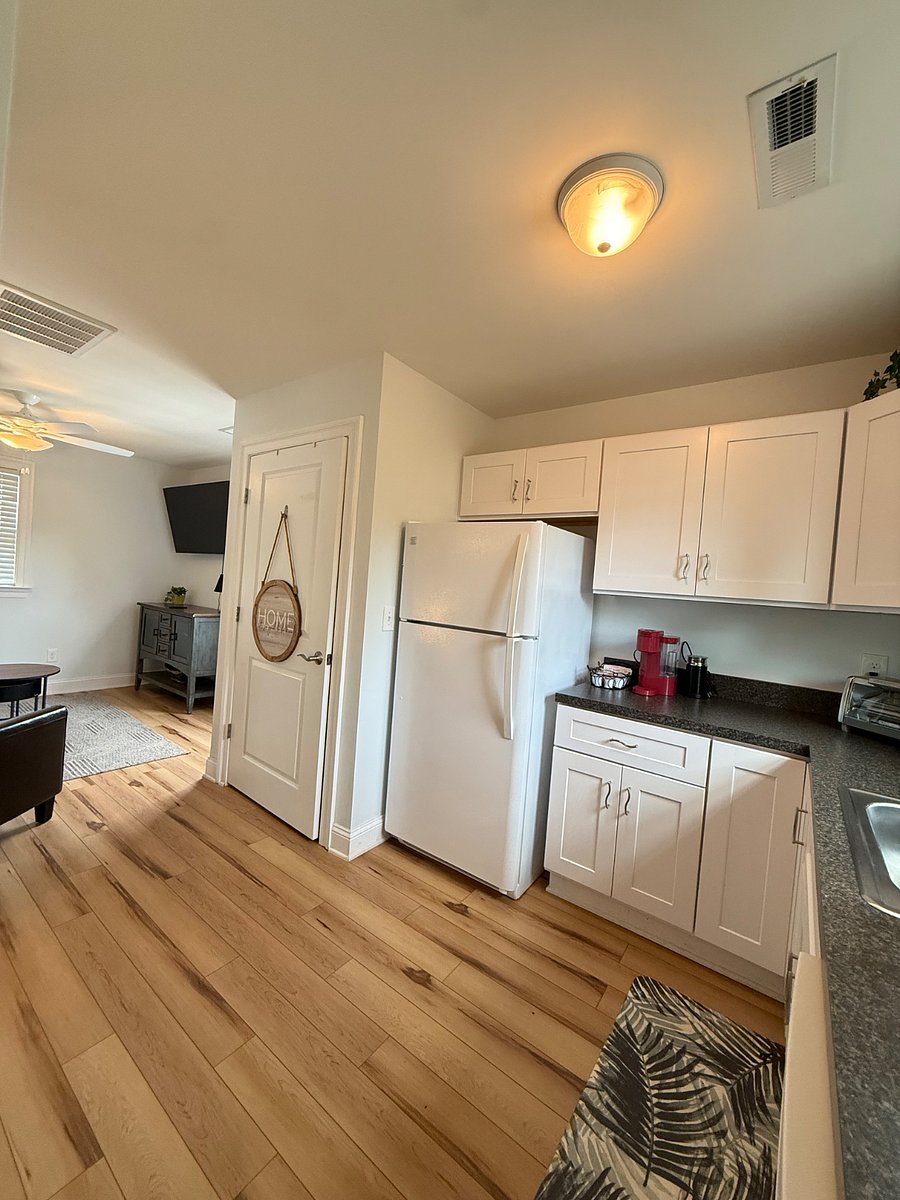 Furnished Finder property 874023_1 photo 3