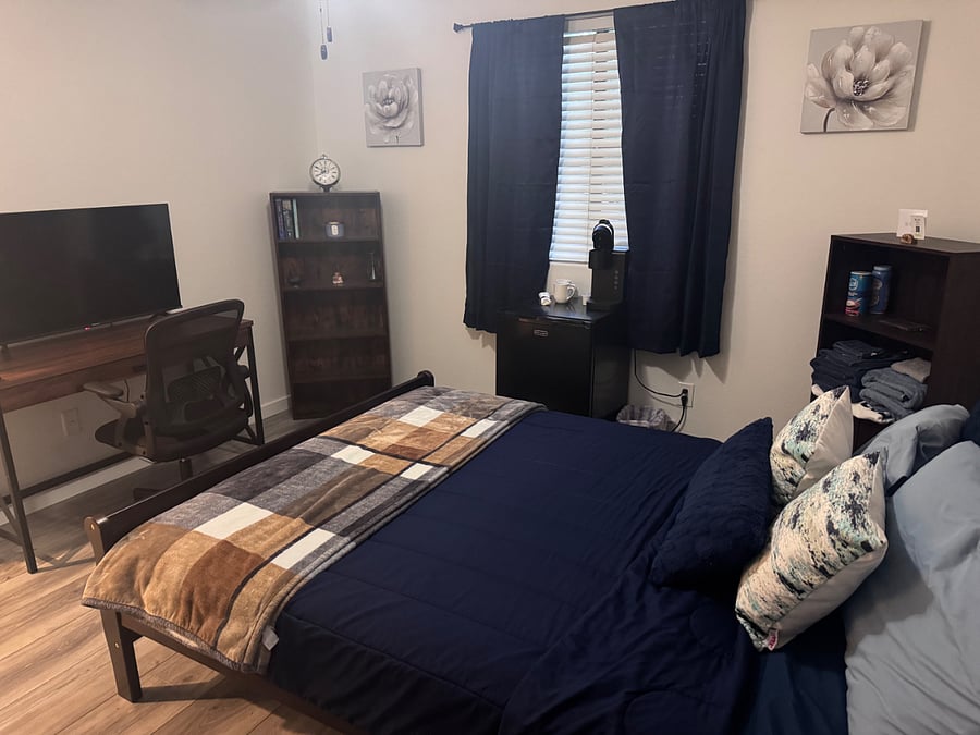 Furnished Finder property 874075_1 photo 3