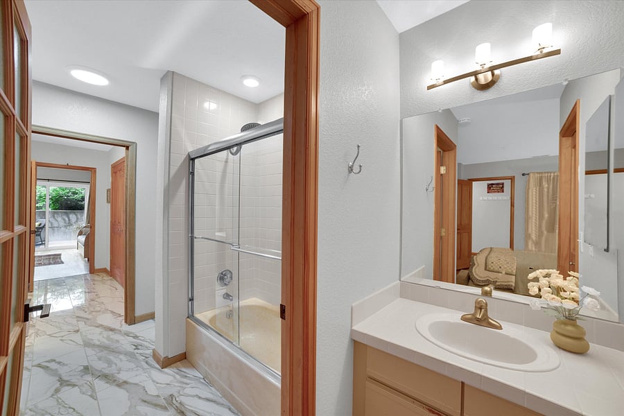 Furnished Finder property 874142_1 photo 15