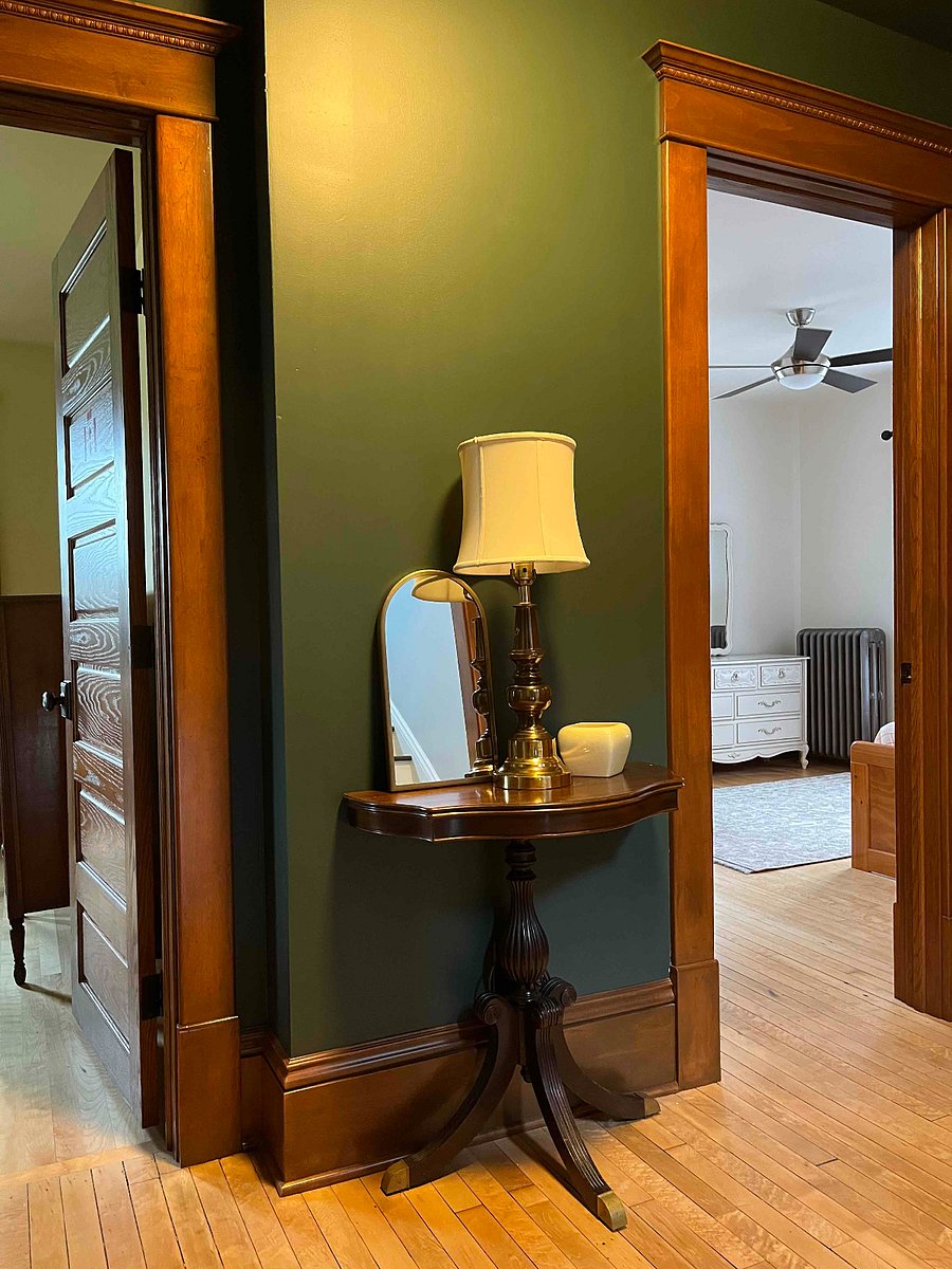 Second floor hallway, view 2.