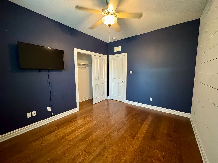 First guest bedroom.