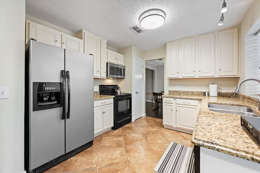 Furnished Finder property 874188_1 photo 21