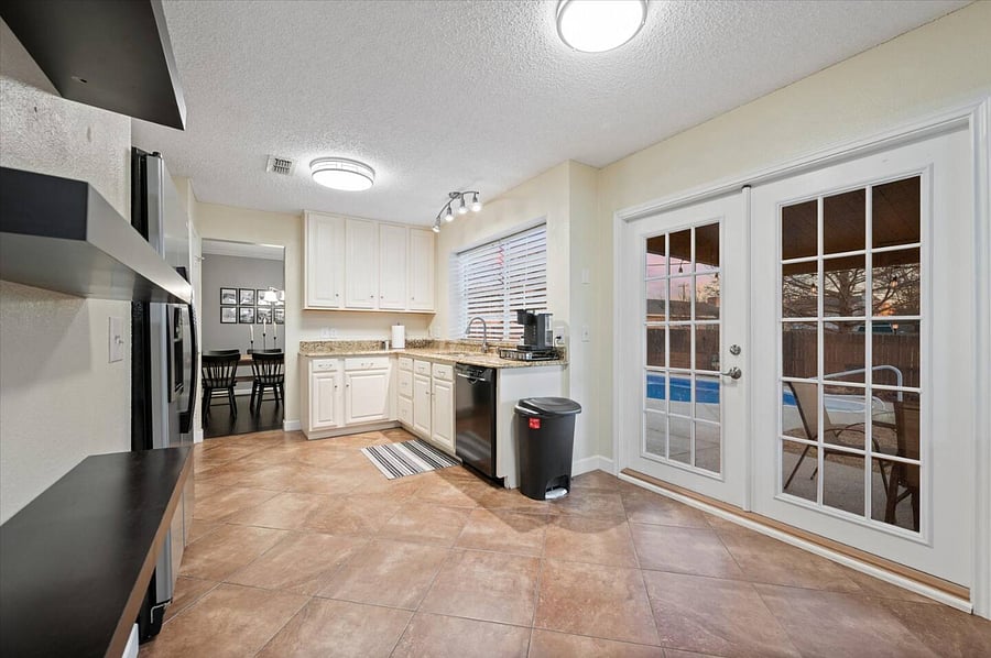 Furnished Finder property 874188_1 photo 23