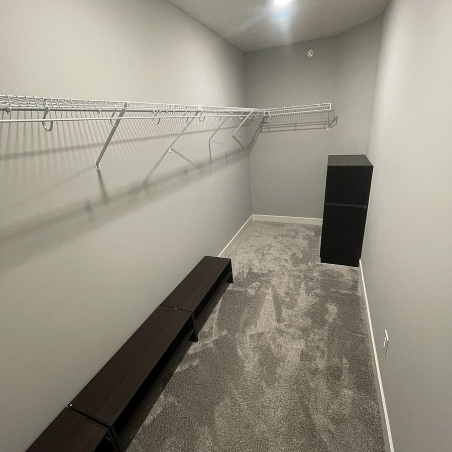 Walk in closet