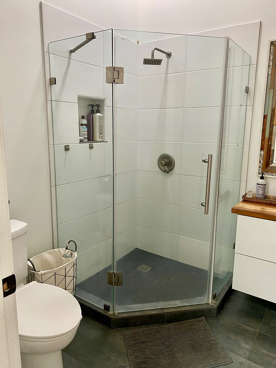 Bathroom 2 with shower.