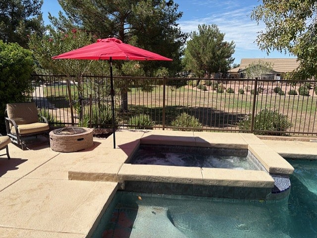 Hot tub (rates apply)