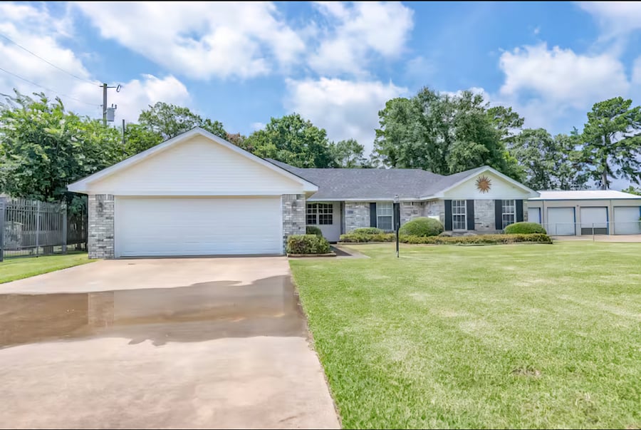 Furnished Finder property 874402_1 photo 3