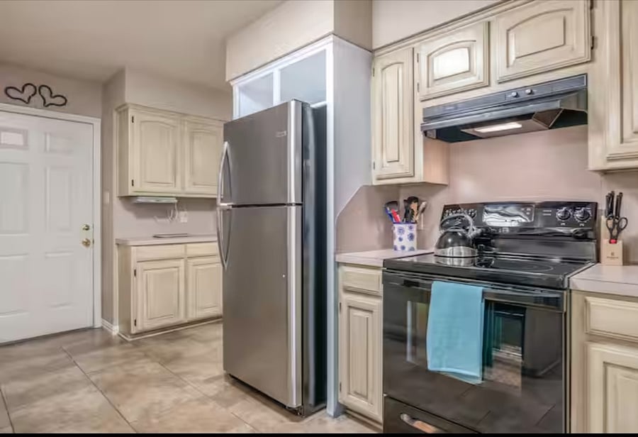 Furnished Finder property 874402_1 photo 11