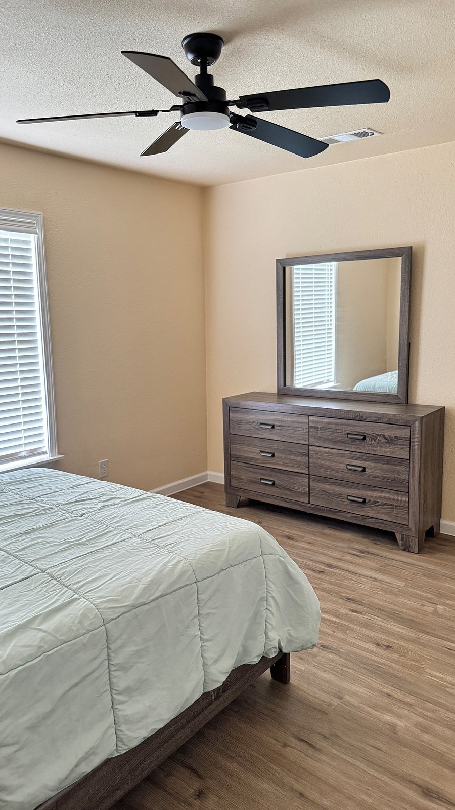 Furnished Finder property 874413_1 photo 15