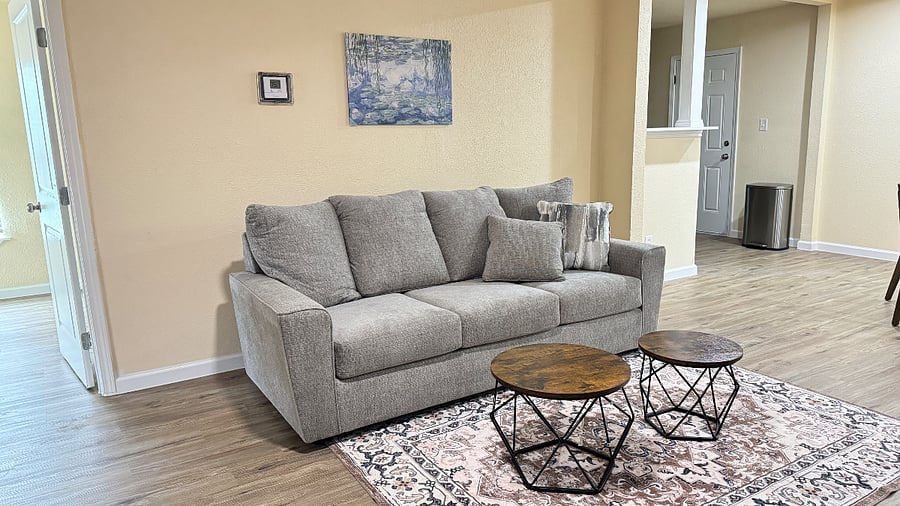 Furnished Finder property 874413_1 photo 3