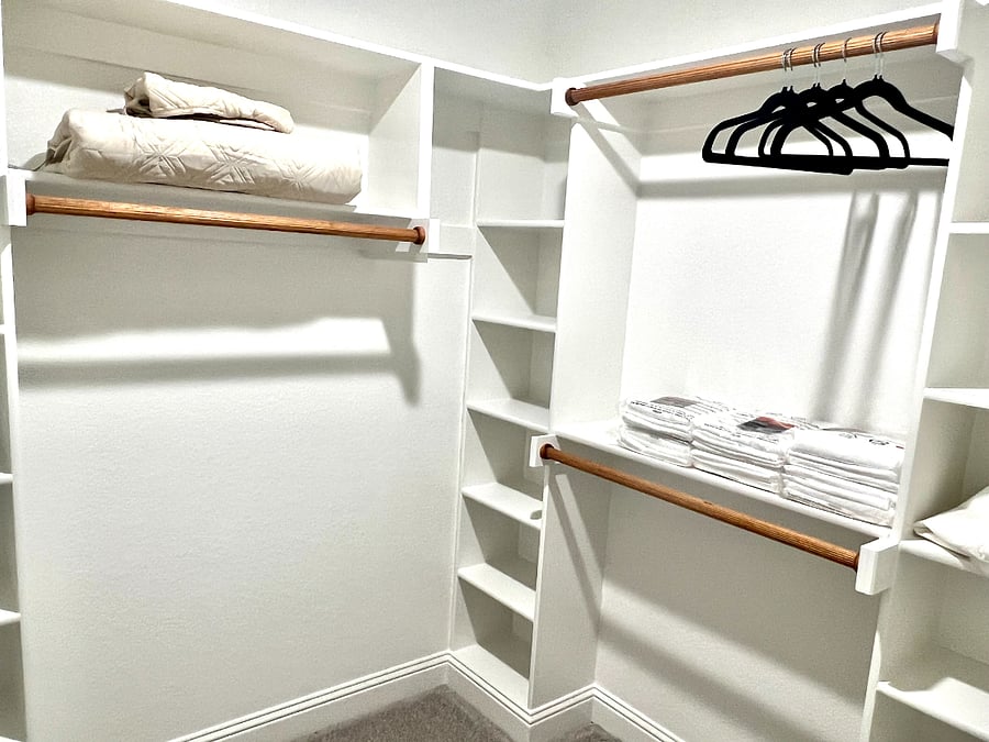 Walk-in closet