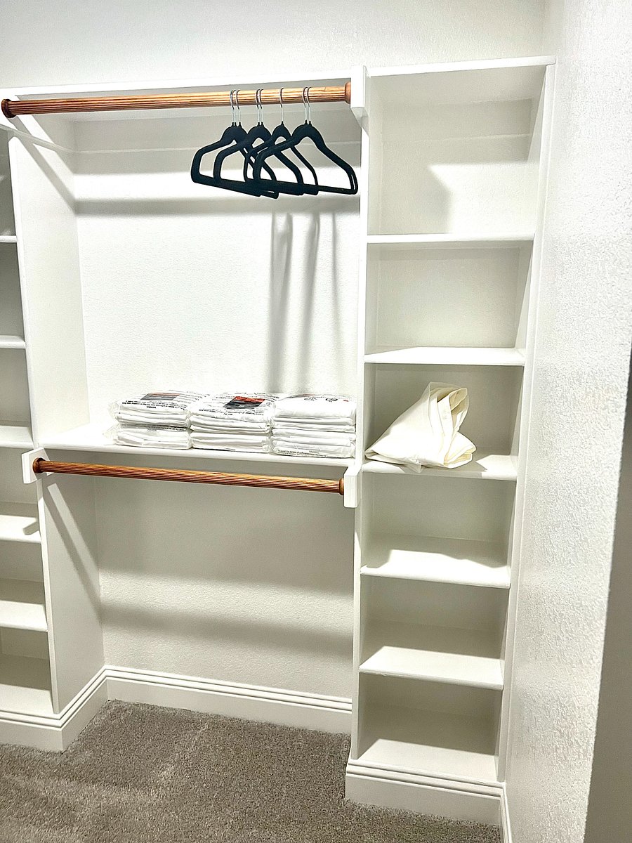 Walk-in closet