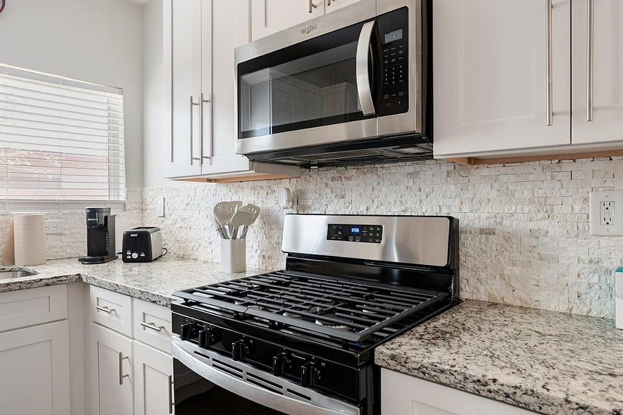 Furnished Finder property 874453_1 photo 25