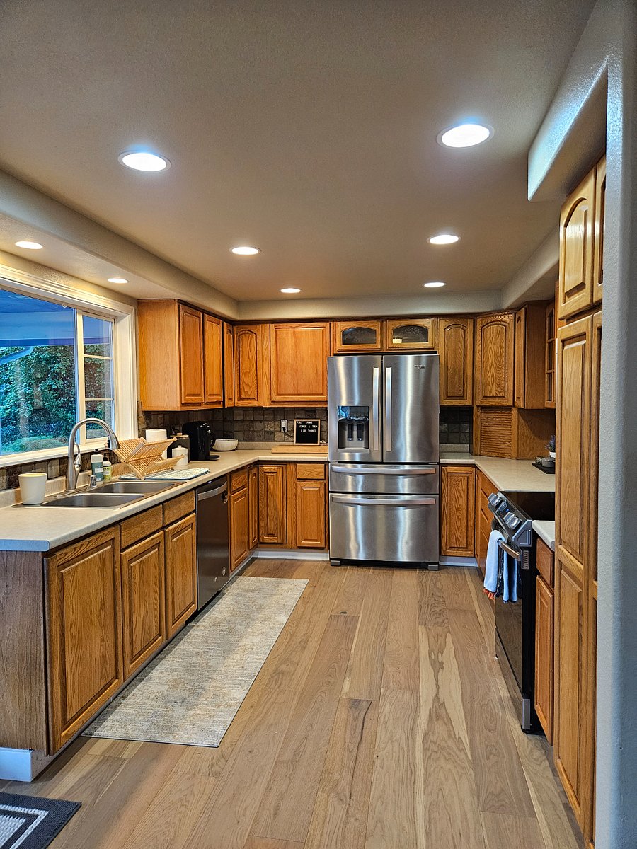 Fully furnished kitchen
