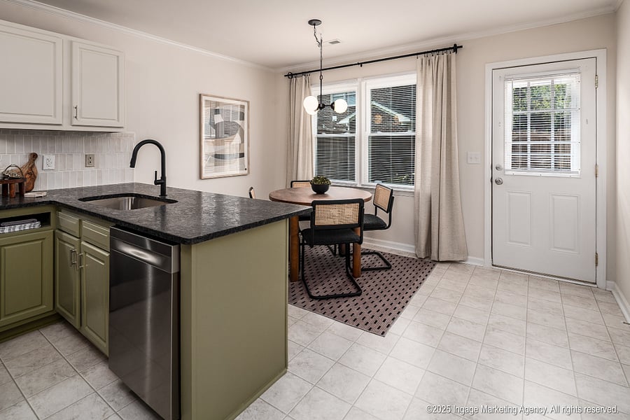 Furnished Finder property 874474_1 photo 16